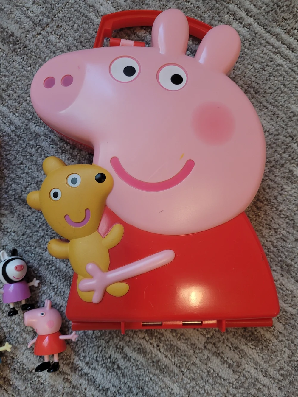 Peppa Pig Pink and Red Carry Case - Kids Toys